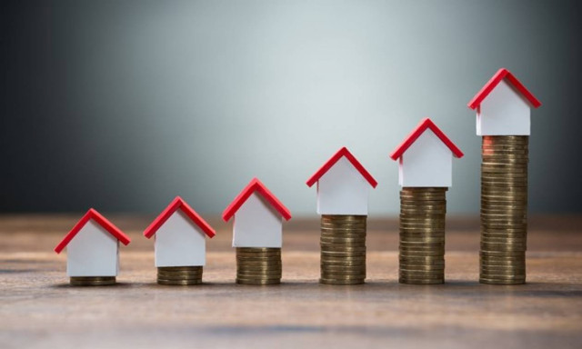 Κομισιόν: Μείωση των «κόκκινων» δανείων στην Ελλάδα