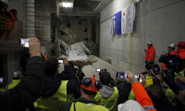 Θεσσαλονίκη - Μετρό: Έφτασε ο Μετροπόντικας στην Καλαμαριά (pics)