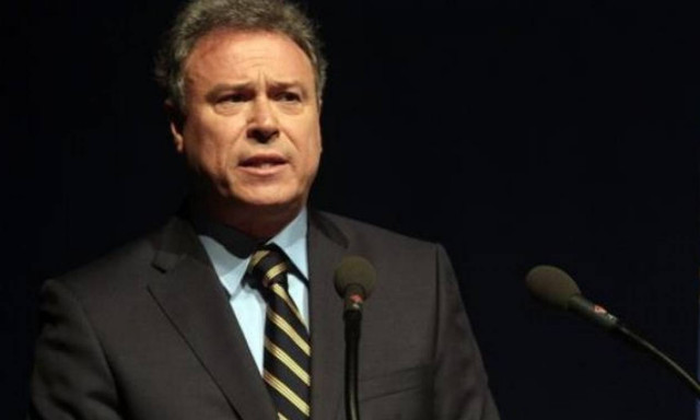 Σγουρός: Αντισυνταγματικές οι περικοπές επιδομάτων τριτέκνων και πολυτέκνων