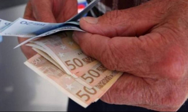 Συντάξεις: Μεγάλο «μαχαίρι» σε κύριες και επικουρικές