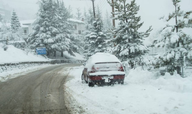 Καιρός – Προσοχή τις επόμενες ώρες: Έρχονται ισχυρές καταιγίδες και χιόνια