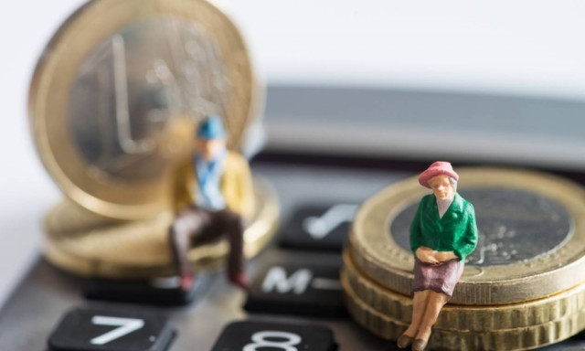 «Βόμβα» για νέες μειώσεις συντάξεων - Αυτοί είναι οι μεγάλοι χαμένοι