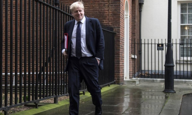 Ταυτοποιήθηκε η μυστηριώδης μούμια της Ελβετίας: Είναι «προγιαγιά» του Μπόρις Τζόνσον! (pics)