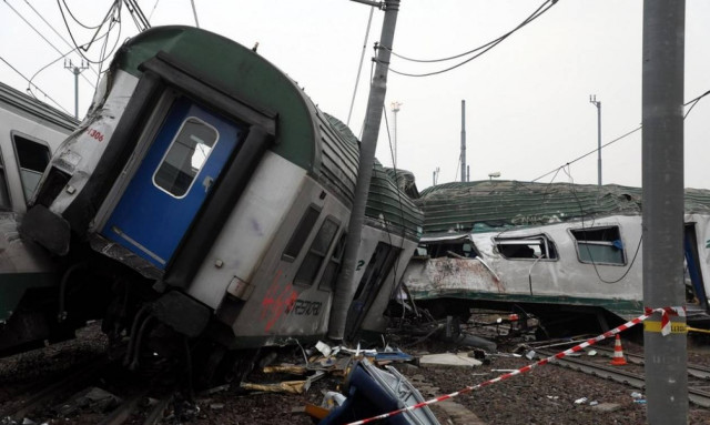 Εκτροχιασμός τρένου Ιταλία: Αυτή είναι η αιτία που οδήγησε στην τραγωδία (pics+vids)