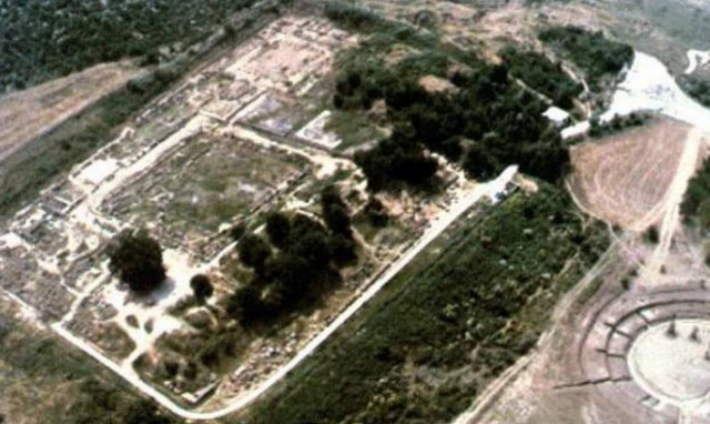 Σαν σήμερα το 1961 έρχεται στο φως το ανάκτορο της Βεργίνας