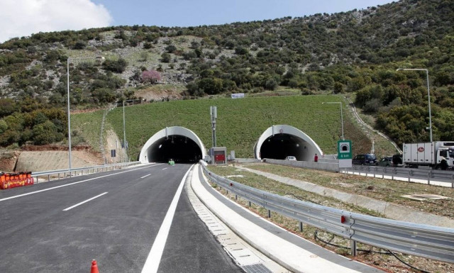 Platamonas tunnel on Athens-Thessaloniki motorway to close for maintenance works