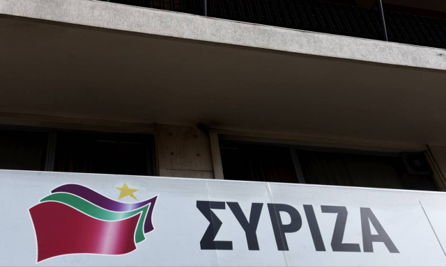 Συλλαλητήριο Αθήνα - ΣΥΡΙΖΑ: Απαράδεκτες οι πρακτικές βανδαλισμού ενάντια στον Μίκη Θεοδωράκη