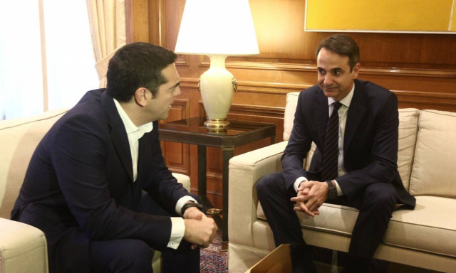 Τσίπρας σε Μητσοτάκη: Όσο κάθομαι στην καρέκλα αυτή, έχω ευθύνη για τη χώρα