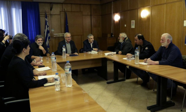 Δέσμευση Αποστόλου: Στα 15.000 ευρώ το ακατάσχετο στους λογαριασμούς των αγροτών