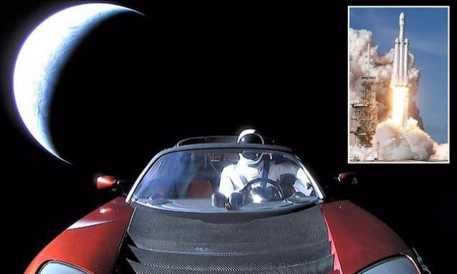 SpaceX: Δείτε LIVE τον ισχυρότερο πύραυλο στον κόσμο να ταξιδεύει προς τον Ήλιο