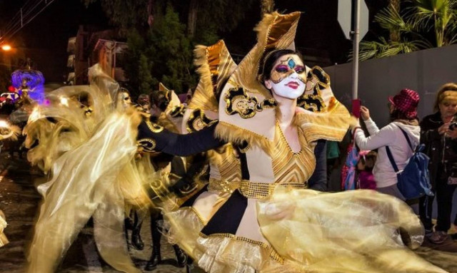 Πανικός στη Λεμεσό: 27χρονος οδηγός τραυμάτισε δυο πεζούς και μαχαίρωσε τρεις νεαρούς