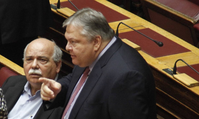 Novartis - Βενιζέλος σε Βούτση: Λείπουν κρίσιμα έγγραφα από τη δικογραφία