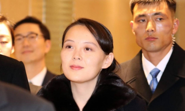 Ιστορική στιγμή: H αντιπροσωπεία της Βόρειας Κορέας προσγειώθηκε στη Νότια Κορέα (Vid)