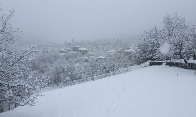 Καιρός: Η «Ιοκάστη» πάνω από την Ελλάδα - Δείτε την πορεία της - Πού θα χτυπήσει η ισχυρή κακοκαιρία