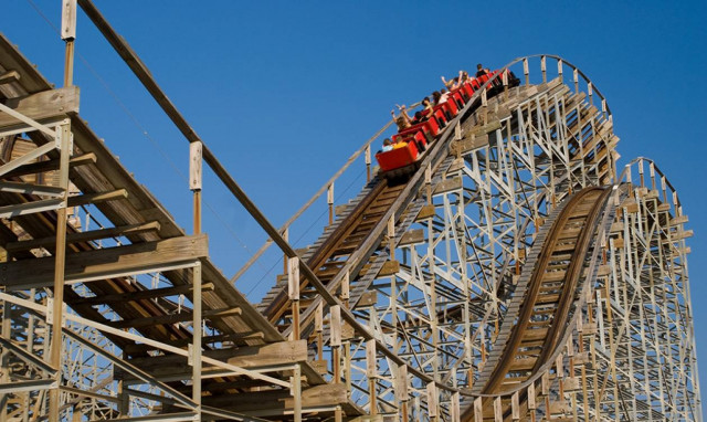 Όταν το τρενάκι του... τρόμου προκαλεί γέλιο μέχρι δακρύων (pics)