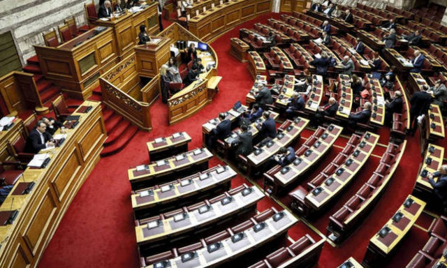 SYRIZA-ANEL's proposal for special committee to examine Novartis case submitted to Parliament