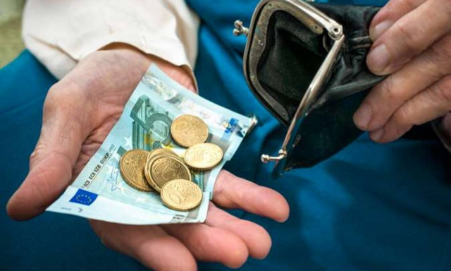 Προσωπική διαφορά: Αυτές είναι οι νέες συντάξεις μετά το «κούρεμα»