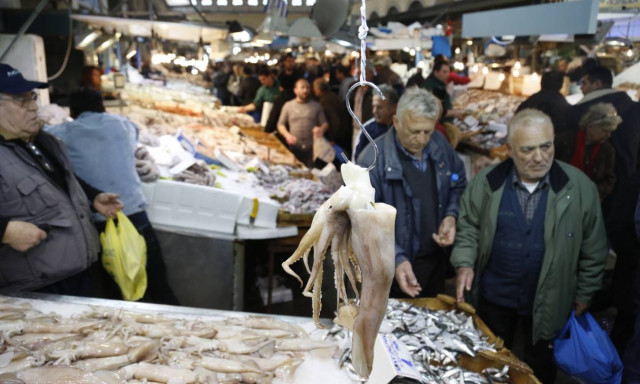 Markets, bakeries and food shops to stay open until midday on Clean Monday