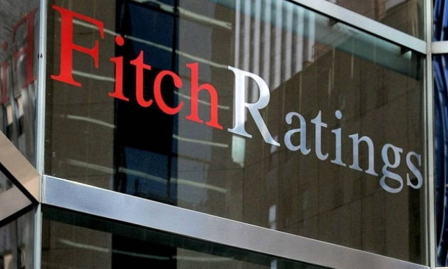 Fitch upgrades Greece's rating from B- to B