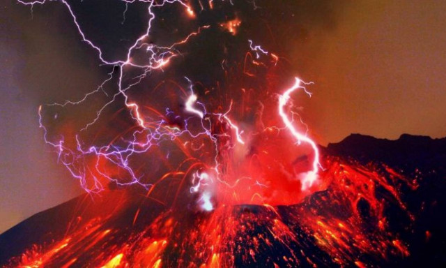 Παγκόσμιος τρόμος: Έτοιμο να εκραγεί υπερηφαίστειο - Απειλούνται 100 εκατ. άνθρωποι