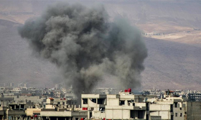 Συρία: Αιματοχυσία στην ανατολική Γούτα - Τουλάχιστον 94 νεκροί σε επιδρομές