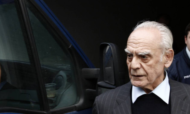 Jailed former minister Tsohatzopoulos transferred to Korydallos Prison hospital wing