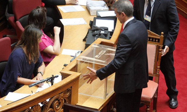 Προανακριτική: Πόσες κάλπες έπρεπε να στηθούν για το σκάνδαλο Novartis; – Τι είχε γίνει στο παρελθόν