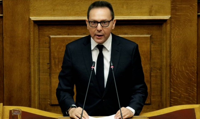 Προανακριτική Novartis - Στουρνάρας: Αισχρές συκοφαντίες όσα λένε οι μάρτυρες (vid)