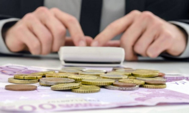 Τέλος επιτηδεύματος: Ποιοι εργαζόμενοι πρέπει να το πληρώσουν