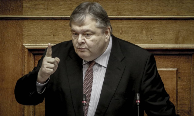 Σκάνδαλο Novartis - Βενιζέλος: Βάζω το χέρι μου στη φωτιά για τον Πικραμμένο και τους συνεργάτες μου