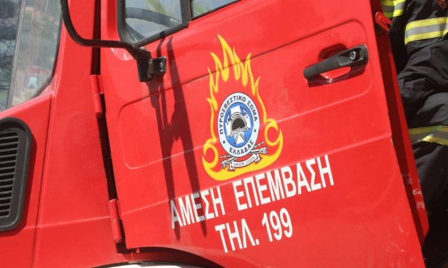 ΤΩΡΑ: Μοτοσικλετιστής έπεσε σε πηγάδι στο Λαύριο - Αγωνία για τη ζωή του