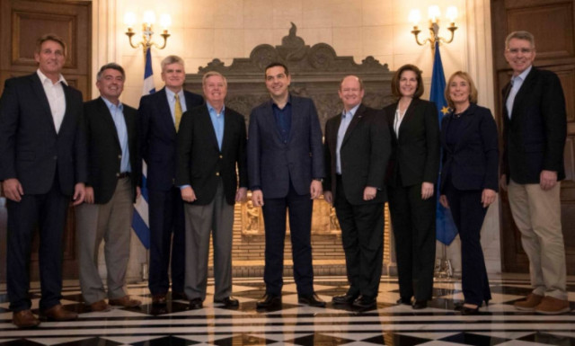 Επαφές Τσίπρα με γερουσιαστές του αμερικανικού Κογκρέσου