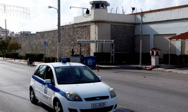 Εξέγερση στις φυλακές Κορυδαλλού: Σε εξέλιξη κρίσιμες διαπραγματεύσεις