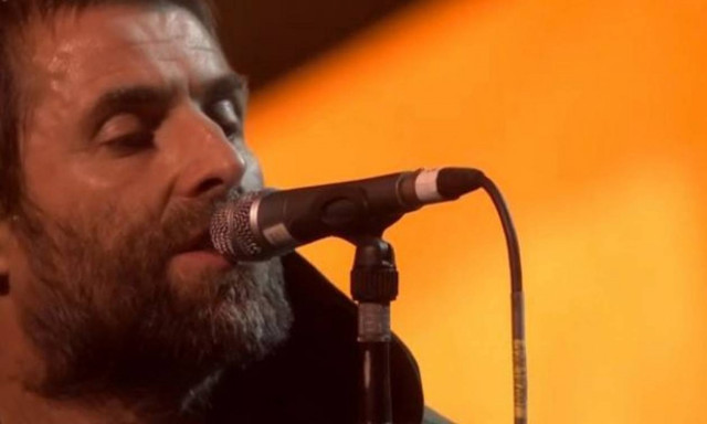 Ράγισε καρδιές ο Γκάρι Μπάρλοου για τα θύματα στο Μάντσεστερ