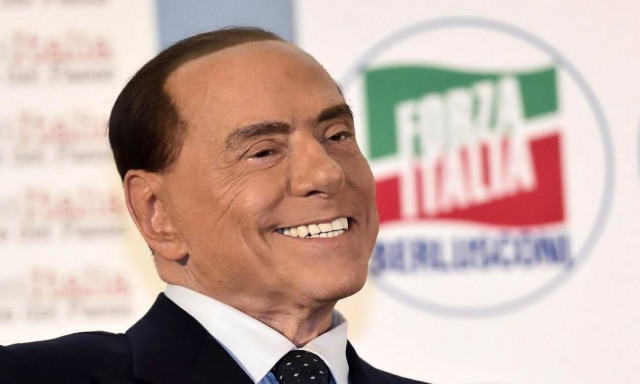 Ιταλία Εκλογές - Μπερλουσκόνι: Είμαι σαν το καλό κρασί. Βελτιώνομαι με τα χρόνια και είμαι τέλειος