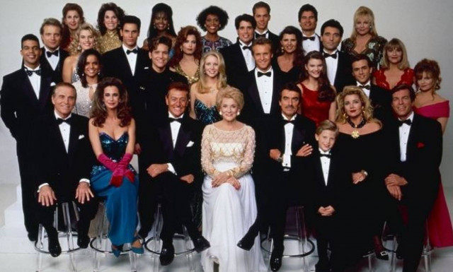 «Ατίθασα νιάτα»: Κλείνουν 45 χρόνια, με τρία μεγάλα come back!