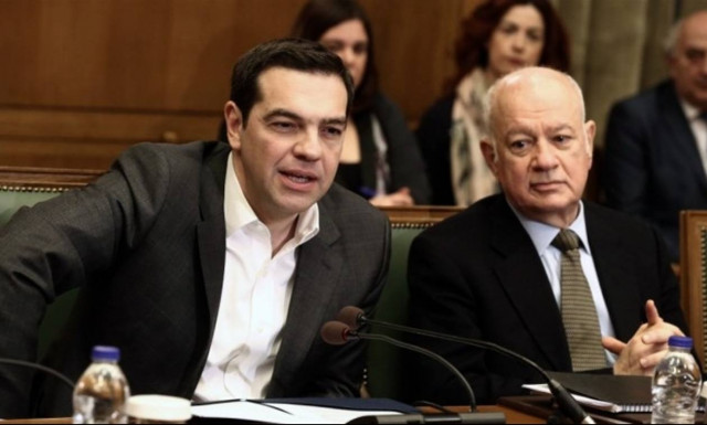 «Λυπάμαι πολύ»: Τα sms Τσίπρα – Παπαδημητρίου λίγο πριν την παραίτηση του υπουργού Οικονομίας