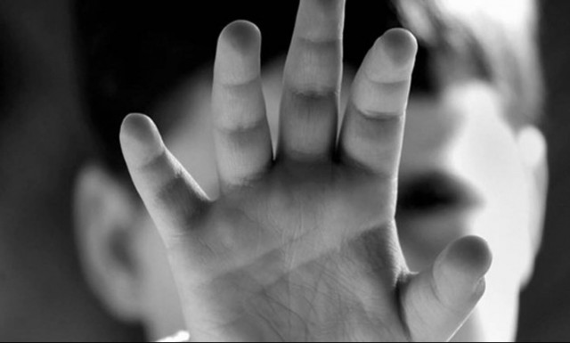 «Κόλαση» στον Άγιο Δημήτριο: Πατέρας βασάνιζε τα 5 παιδιά του και απειλούσε να τα σκοτώσει