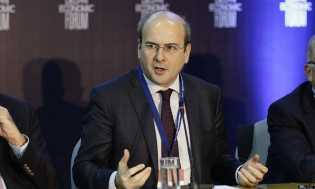 Χατζηδάκης: Με αέρα κοπανιστό, επενδύσεις δεν γίνονται