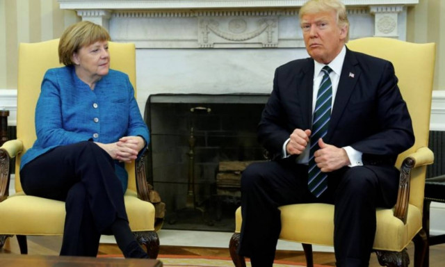 Αυστηρό μήνυμα Τραμπ και Μέρκελ στη Ρωσία: «Σταματήστε τους βομβαρδισμούς στη Γούτα»