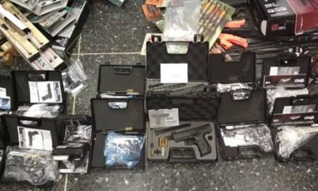 Προμαχώνας: «Μπλόκο» σε φορτηγό με 7.295 όπλα – Είχαν προορισμό την Κρήτη