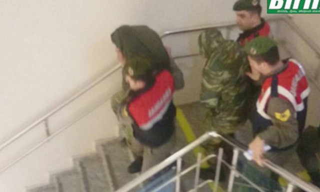 Hearing for two Greek soldiers in Turkey postponed