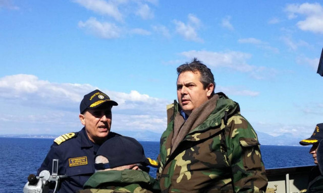 Amber Alert: Οι Τούρκοι κρατούν αιχμαλώτους Έλληνες στρατιώτες και ο Καμμένος τραγουδάει Διονυσίου