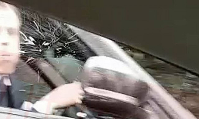 Πρώην ποδοσφαιριστής έφτυσε αντίπαλο οπαδό και την 14χρονη κόρη του (vid)