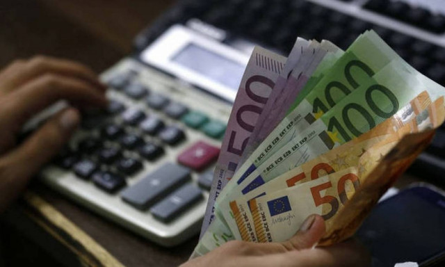 120 δόσεις: Επέκταση της ρύθμισης για επαγγελματίες με οφειλές προς το Δημόσιο άνω των 50.000 ευρώ