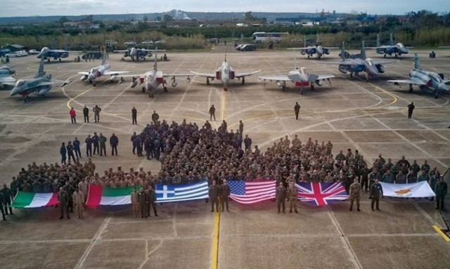 Κέιτ Σμιθ: Η πολυεθνική άσκηση «Ηνίοχος 2018» ενισχύει τις σχέσεις συμμάχων και φίλων