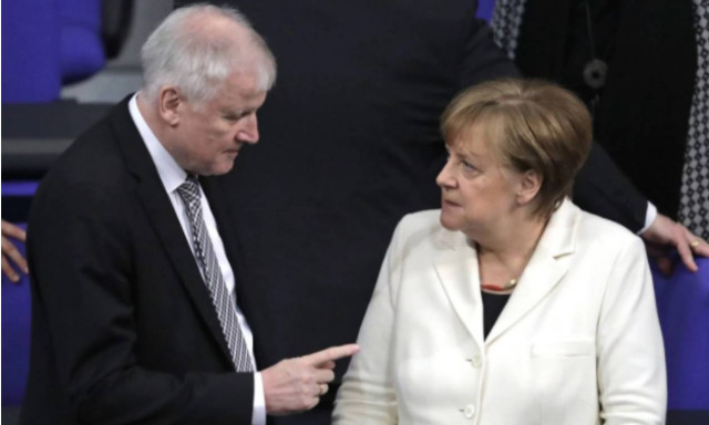 «Το ισλάμ δεν ανήκει στη Γερμανία»: Σάλος από τις δηλώσεις του νέου υπουργού Εσωτερικών