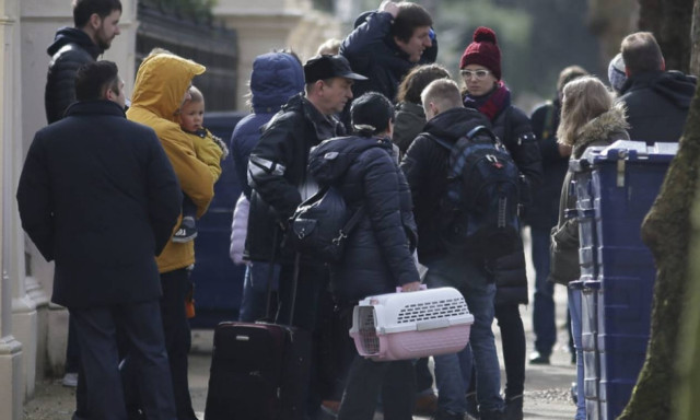 Υπόθεση Σκριπάλ: Οι Ρώσοι διπλωμάτες έφυγαν από το Λονδίνο – «Αυτή είναι η αλήθεια για το Novitchok»
