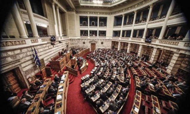 Προκαταρκτική για Novartis: Με αποχώρηση απειλεί η Δημοκρατική Συμπαράταξη