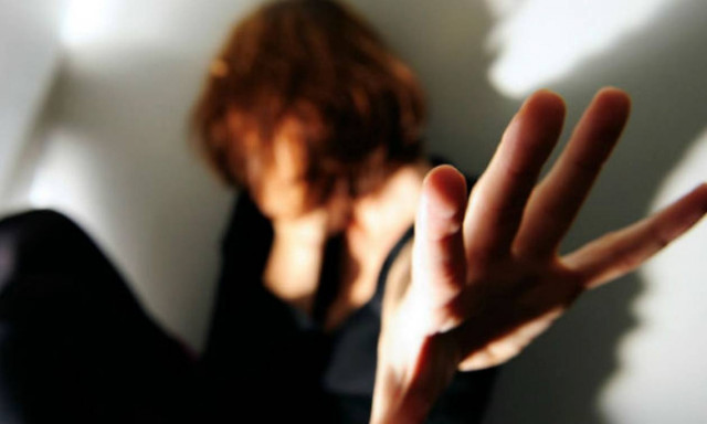 Θρίλερ στο Αιγάλεω: Αυτός είναι ο «δράκος» που επιτίθεται σε ανήλικες και κυκλοφορεί ελεύθερος